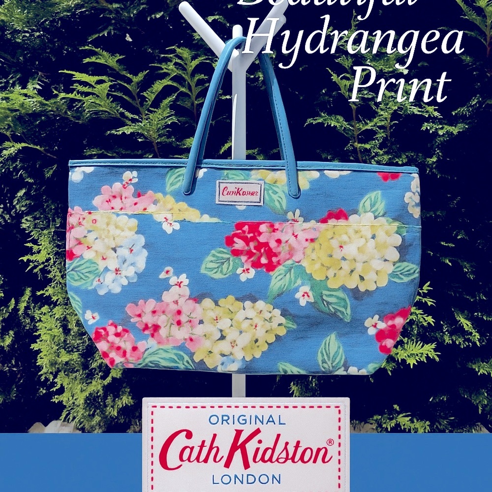 ❤️NWOT❤️ Cath Kidston Blue Floral Tote Bag